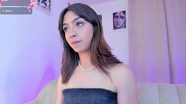 Snapshot of Moonlight1002 chatting on February 2025 03:42:01 AM Moonlight1002 online show from February 2025 03:42:01 AM