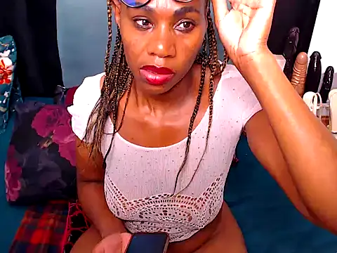 Snapshot of sexybootylicious chatting on December 2024 03:11:02 PM sexybootylicious online show from December 2024 03:11:02 PM