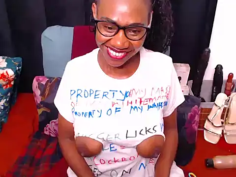 Snapshot of sexybootylicious chatting on January 2025 09:35:01 AM sexybootylicious online show from January 2025 09:35:01 AM