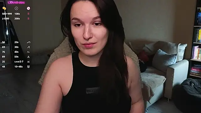 Snapshot of Val_lava chatting on June 2026 06:53:01 PM Val lava online show from June 2026 06:53:01 PM