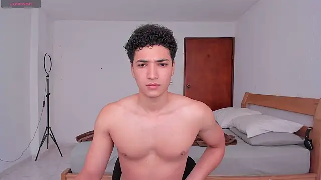 MitchellXD online show from March 2025 02:43:02 PM