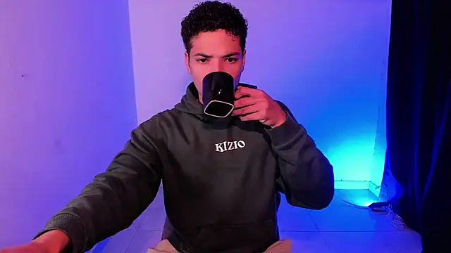 MitchellXD online show from September 2025 02:40:01 PM