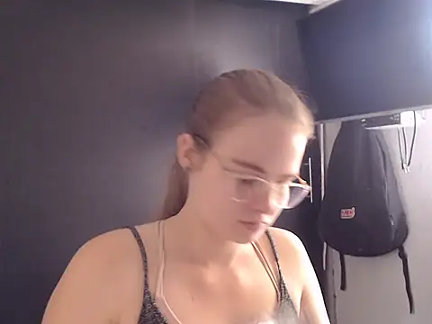 HellenMiyer1111 online show from January 2025 06:59:01 PM