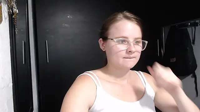 HellenMiyer1111 online show from February 2025 11:16:01 PM