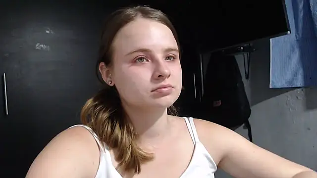 HellenMiyer1111 online show from February 2025 11:31:01 PM