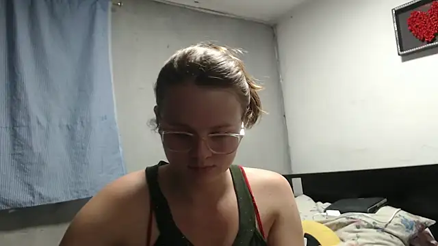 HellenMiyer1111 online show from March 2025 11:46:01 PM