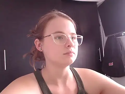 HellenMiyer1111 online show from March 2025 05:00:02 PM