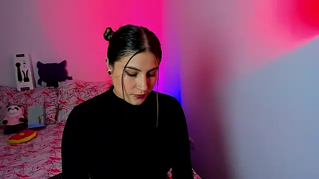 amelie collins online show from March 2025 10:58:01 PM