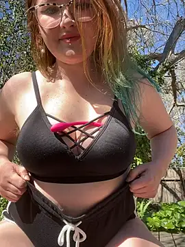 Demure Whore online show from September 2025 03:28:01 AM