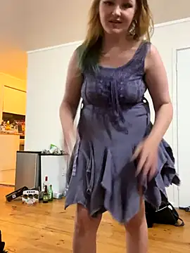 Demure Whore online show from October 2025 09:13:02 AM