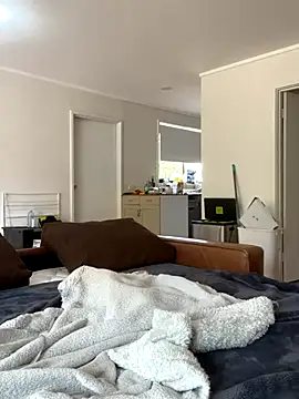 Demure Whore online show from December 2025 01:54:01 AM