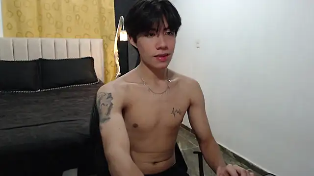 Elio-cam online show from February 2025 08:38:01 AM