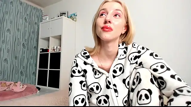 KenzieDawton online show from January 2025 05:14:02 AM