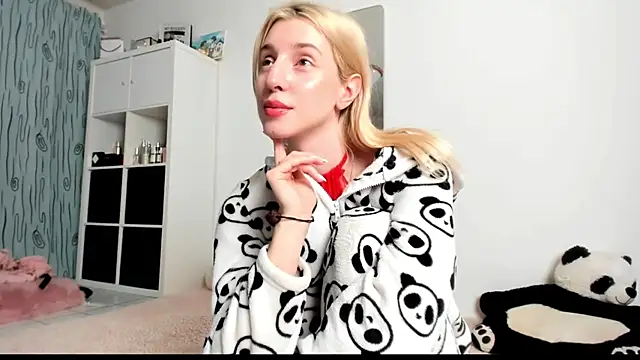 KenzieDawton online show from February 2025 05:56:01 AM