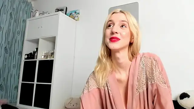 KenzieDawton online show from September 2025 08:21:01 PM