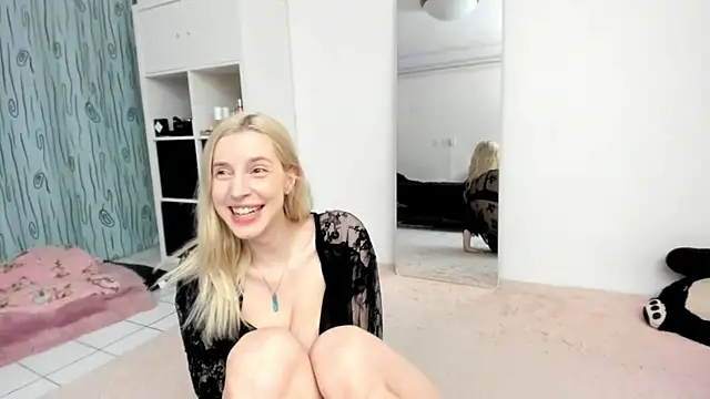 KenzieDawton online show from July 2026 11:30:02 AM