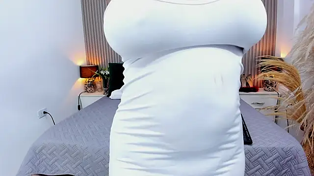 gabytyara2 online show from March 2026 04:45:02 PM