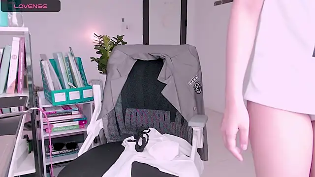 Shyn   online show from March 2025 04:29:02 AM