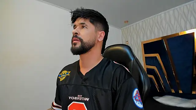 Snapshot of Petesevans chatting on September 2025 11:16:02 PM Petesevans online show from September 2025 11:16:02 PM