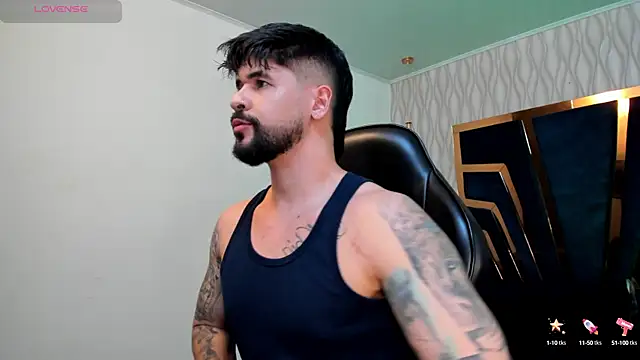 Snapshot of Petesevans chatting on September 2025 03:30:02 AM Petesevans online show from September 2025 03:30:02 AM