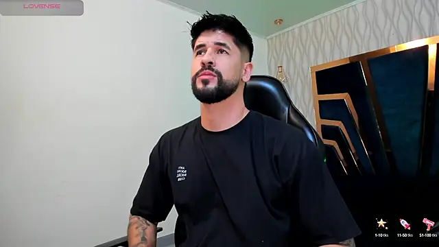 Snapshot of Petesevans chatting on September 2025 11:16:01 PM Petesevans online show from September 2025 11:16:01 PM