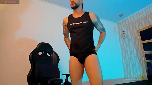 Snapshot of Petesevans chatting on November 2025 01:53:02 PM Petesevans online show from November 2025 01:53:02 PM