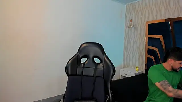 Snapshot of Petesevans chatting on November 2025 11:15:02 PM Petesevans online show from November 2025 11:15:02 PM