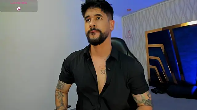 Snapshot of Petesevans chatting on November 2025 11:37:01 PM Petesevans online show from November 2025 11:37:01 PM