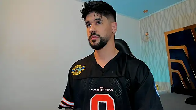 Snapshot of Petesevans chatting on November 2025 11:30:01 PM Petesevans online show from November 2025 11:30:01 PM