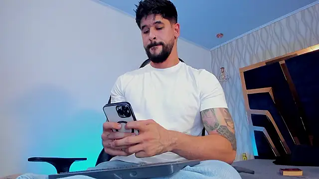 Petesevans online show from March 2026 11:12:01 PM