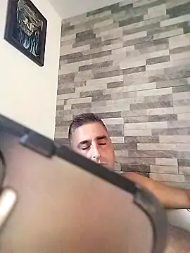 ADRIAN ADI40 online show from September 2025 12:51:02 PM