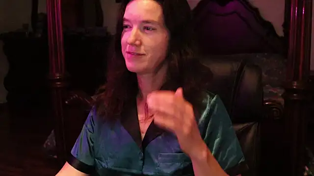 thornburyrose online show from October 2025 01:50:01 AM