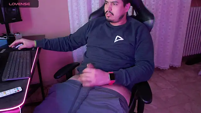 fernan redsxxx online show from February 2025 06:19:01 PM