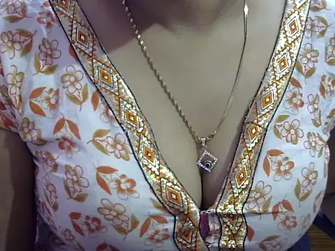 Your wild Dia online show from November 2025 01:12:02 PM