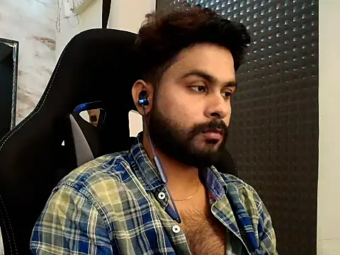 SHENOY3 online show from February 2026 06:31:01 PM