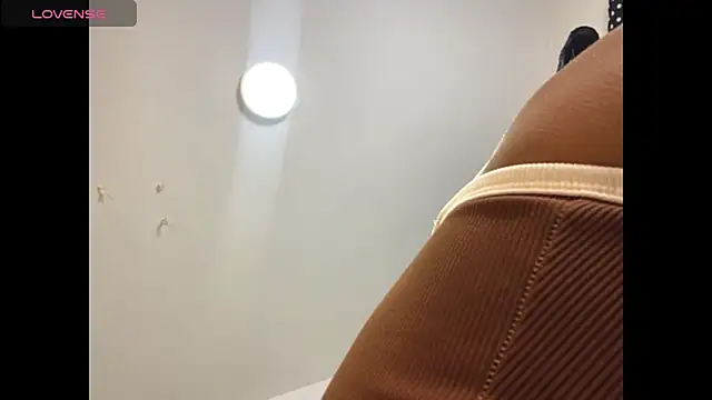 kelly thomson online show from January 2025 12:51:02 PM