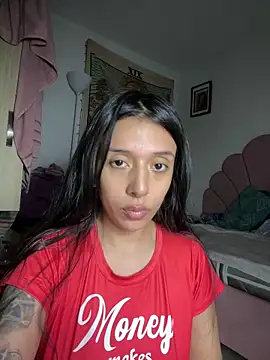 kiaraglam2 online show from March 2025 05:27:02 AM