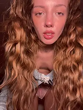 Weeissy online show from November 2025 08:14:01 PM