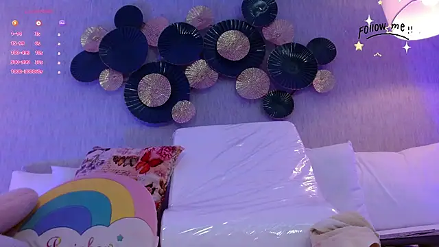 adara le online show from October 2025 12:02:02 PM