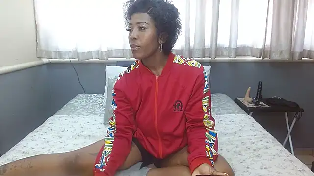 Snapshot of NaughtySisters chatting on October 2025 11:11:01 AM NaughtySisters online show from October 2025 11:11:01 AM