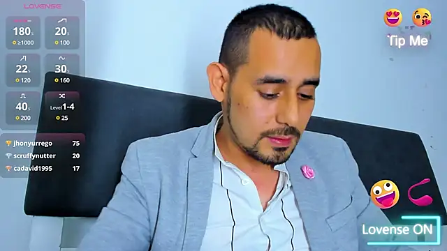 jhonyalzate2 online show from March 2025 05:00:02 AM