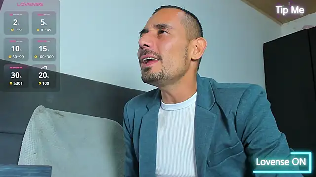 jhonyalzate2 online show from March 2026 06:52:01 AM