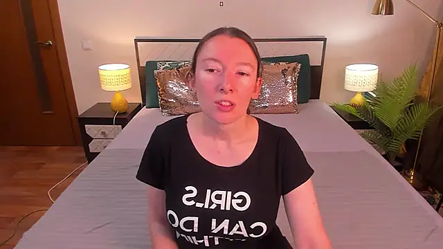 Snapshot of CatherineWalls chatting on July 2026 04:06:02 AM CatherineWalls online show from July 2026 04:06:02 AM