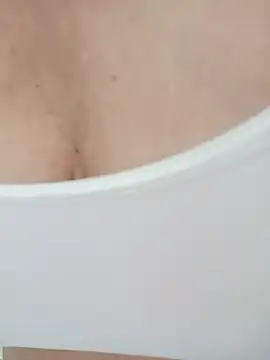 Snapshot of Vicky_Rosse chatting on February 2025 02:37:01 PM Vicky Rosse online show from February 2025 02:37:01 PM