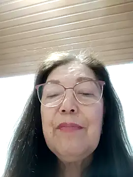 Snapshot of Vicky_Rosse chatting on February 2025 08:20:02 PM Vicky Rosse online show from February 2025 08:20:02 PM