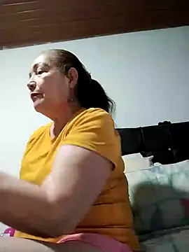 Snapshot of Vicky_Rosse chatting on October 2025 08:21:02 PM Vicky Rosse online show from October 2025 08:21:02 PM