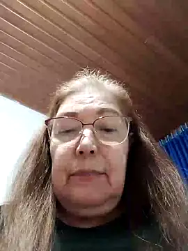 Snapshot of Vicky_Rosse chatting on November 2025 10:25:01 PM Vicky Rosse online show from November 2025 10:25:01 PM