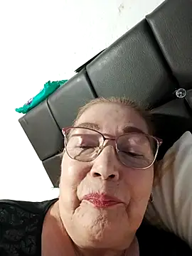 Vicky Rosse online show from December 2025 05:53:01 PM