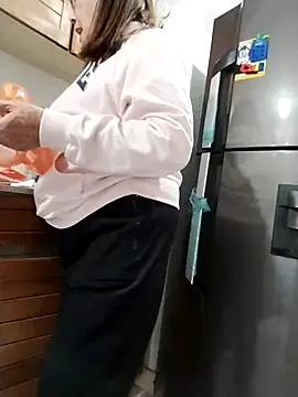 Vicky Rosse online show from February 2026 08:21:01 PM