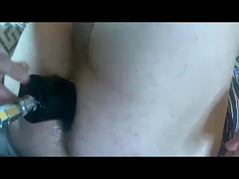 Snapshot of OndruSuk chatting on February 2025 12:36:02 AM OndruSuk online show from February 2025 12:36:02 AM